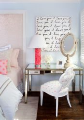 Penteadeira com espelho e iluminação: 140+ (Foto) Opções para o seu quarto