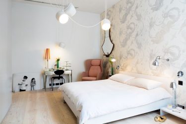 Penteadeira com espelho e iluminação: 140+ (Foto) Opções para o seu quarto