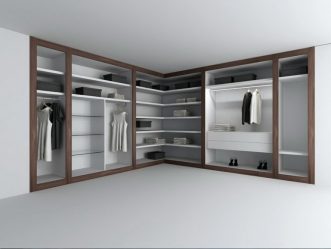 Guarda-roupa de canto moderno no quarto: de pequeno a grande porte. Qual poderia ser o seu conteúdo?