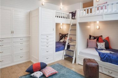Guarda-roupa de canto moderno no quarto: de pequeno a grande porte. Qual poderia ser o seu conteúdo?