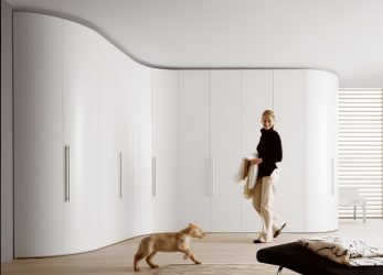 Guarda-roupa de canto moderno no quarto: de pequeno a grande porte. Qual poderia ser o seu conteúdo?