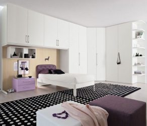 Guarda-roupa de canto moderno no quarto: de pequeno a grande porte. Qual poderia ser o seu conteúdo?