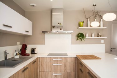 Como fazer uma cozinha estreita e longa: nuances e truques para um pequeno interior (mais de 175 fotos)