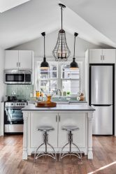 Como fazer uma cozinha estreita e longa: nuances e truques para um pequeno interior (mais de 175 fotos)