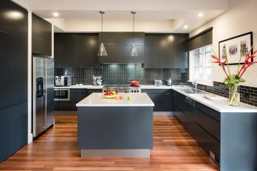 Como fazer uma cozinha estreita e longa: nuances e truques para um pequeno interior (mais de 175 fotos)