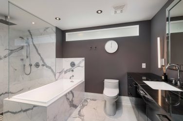 Design de banheiro com e sem pia: Escolhendo móveis (mais de 165 fotos). O que é preferido?
