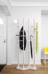 Wall Hanger faça você mesmo no corredor: com uma caixa de sapatos, com uma prateleira, com ganchos. Esqueça a falta de espaço!