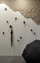 Wall Hanger faça você mesmo no corredor: com uma caixa de sapatos, com uma prateleira, com ganchos. Esqueça a falta de espaço!