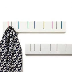 Wall Hanger faça você mesmo no corredor: com uma caixa de sapatos, com uma prateleira, com ganchos. Esqueça a falta de espaço!