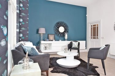 Cor do céu e do mar: 215+ Foto Design exclusivo. A escolha de combinações de azul no interior