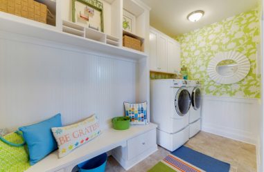 Papéis de parede verdes: mais de 200 fotos de design para o seu interior. Que papéis de parede são adequados para paredes no quarto, cozinha, sala de estar?