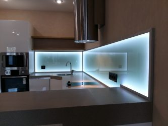 Design por trás do espelho - pequenos e grandes espelhos no interior do apartamento (290+ fotos)