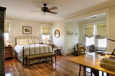 Elegância discreta do estilo americano: Escolhendo um design para um apartamento (sala de estar, quarto, cozinha)