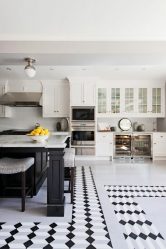 Elegância discreta do estilo americano: Escolhendo um design para um apartamento (sala de estar, quarto, cozinha)