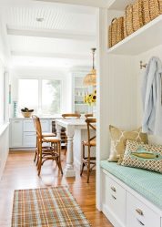 Elegância discreta do estilo americano: Escolhendo um design para um apartamento (sala de estar, quarto, cozinha)