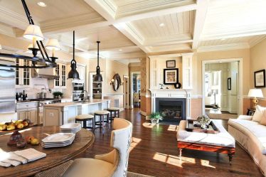 Elegância discreta do estilo americano: Escolhendo um design para um apartamento (sala de estar, quarto, cozinha)