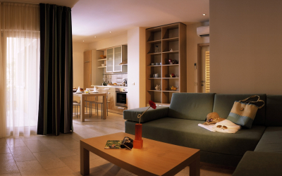 Entresol: 155+ Fotos em interiores modernos de apartamentos. Escolhendo opções para o corredor, cozinha, acima da porta