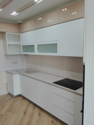 Entresol: 155+ Fotos em interiores modernos de apartamentos. Escolhendo opções para o corredor, cozinha, acima da porta