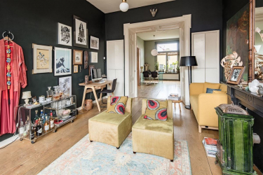 Entresol: 155+ Fotos em interiores modernos de apartamentos. Escolhendo opções para o corredor, cozinha, acima da porta