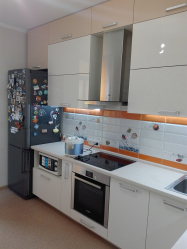 Entresol: 155+ Fotos em interiores modernos de apartamentos. Escolhendo opções para o corredor, cozinha, acima da porta
