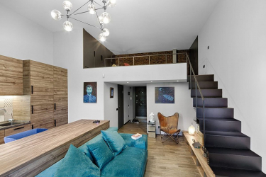 Entresol: 155+ Fotos em interiores modernos de apartamentos. Escolhendo opções para o corredor, cozinha, acima da porta