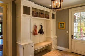 Entresol: 155+ Photos in modern interiors of apartments. Choosing options for the hallway, kitchen, above the door