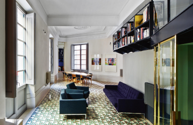 Entresol: 155+ Fotos em interiores modernos de apartamentos. Escolhendo opções para o corredor, cozinha, acima da porta
