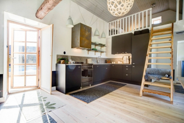 Entresol: 155+ Fotos em interiores modernos de apartamentos. Escolhendo opções para o corredor, cozinha, acima da porta