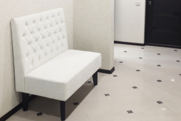 Os tipos mais práticos de banquetas para o corredor: com prateleiras, assento e cabide! 215+ (Photo) Exemplos de design