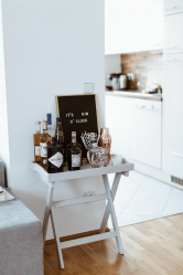 Bar para garrafas no interior do apartamento ou casa - Como melhor fazer? 120+ (foto) de uma árvore, andar, angular