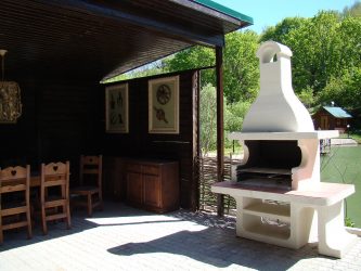 Churrasqueira no País: Como equipar uma plataforma com um mirante, churrasqueira e churrasqueira? (Mais de 180 fotos)