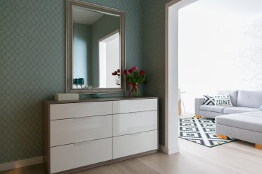 Características Dresser branco 200+ (fotos) opções (brilhante, com gavetas, sem alças)