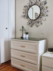 Características Dresser branco 200+ (fotos) opções (brilhante, com gavetas, sem alças)