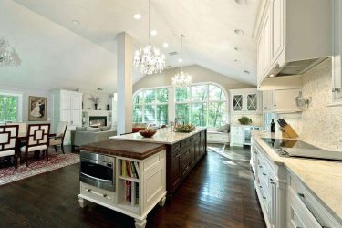 Decoração de interiores de uma grande cozinha moderna: 200 + (foto) idéias de design (cortinas, papel de parede, balcão de bar)