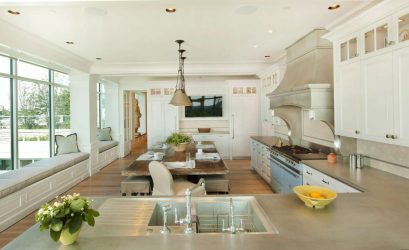 Decoração de interiores de uma grande cozinha moderna: 200 + (foto) idéias de design (cortinas, papel de parede, balcão de bar)