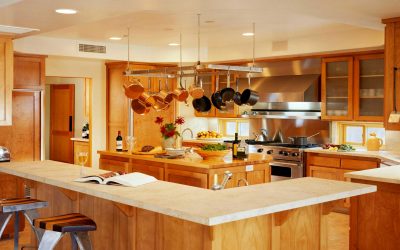 Decoração de interiores de uma grande cozinha moderna: 200 + (foto) idéias de design (cortinas, papel de parede, balcão de bar)