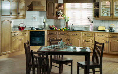 Decoração de interiores de uma grande cozinha moderna: 200 + (foto) idéias de design (cortinas, papel de parede, balcão de bar)