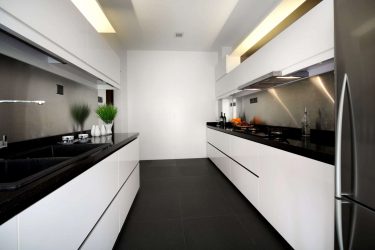 Nova tendência no mundo da cozinha - Cozinha preta no interior (mais de 220 combinações de fotos no design)