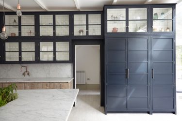 Elegante, Conforto e Beleza (mais de 170 fotos): interior em preto e branco (sala de estar, quarto, cozinha)
