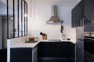 Elegante, Conforto e Beleza (mais de 170 fotos): interior em preto e branco (sala de estar, quarto, cozinha)