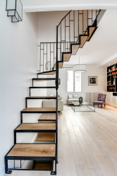 Escadas de madeira para o segundo andar em uma casa particular (75 + Fotos): pontos importantes que você deve prestar atenção ao escolher