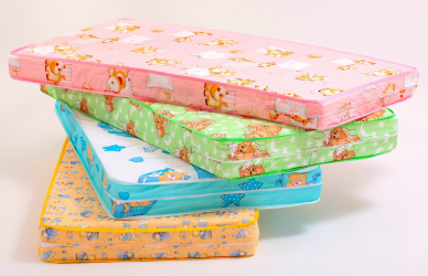 Berços do ano para meninos e meninas: projetos multifuncionais que serão confortáveis ​​para bebês