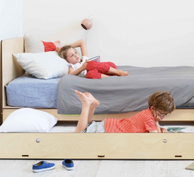Berços do ano para meninos e meninas: projetos multifuncionais que serão confortáveis ​​para bebês