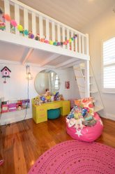 O que deve ser quarto das crianças (310+ fotos): Escolhendo papel de parede, piso, teto, berço