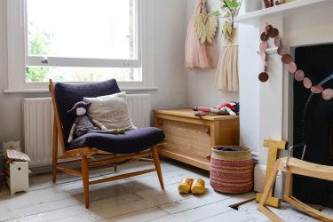 O que deve ser quarto das crianças (310+ fotos): Escolhendo papel de parede, piso, teto, berço