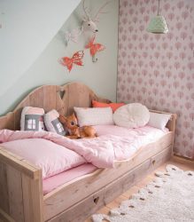 O que deve ser quarto das crianças (310+ fotos): Escolhendo papel de parede, piso, teto, berço