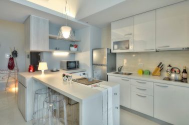 Como abordar o projeto de uma cozinha moderna de 12 metros quadrados? 190+ Fotos de idéias reais (angulares, retangulares, layouts quadrados)