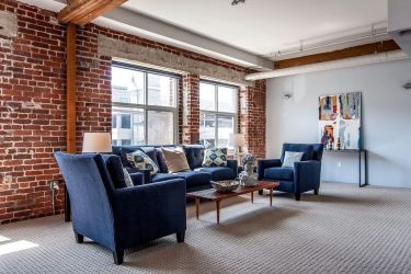 Brilho das cores e simplicidade do Interior: Design no estilo do Loft (170+ fotos)