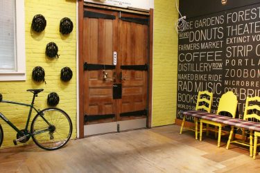Brilho das cores e simplicidade do Interior: Design no estilo do Loft (170+ fotos)