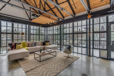 Brilho das cores e simplicidade do Interior: Design no estilo do Loft (170+ fotos)